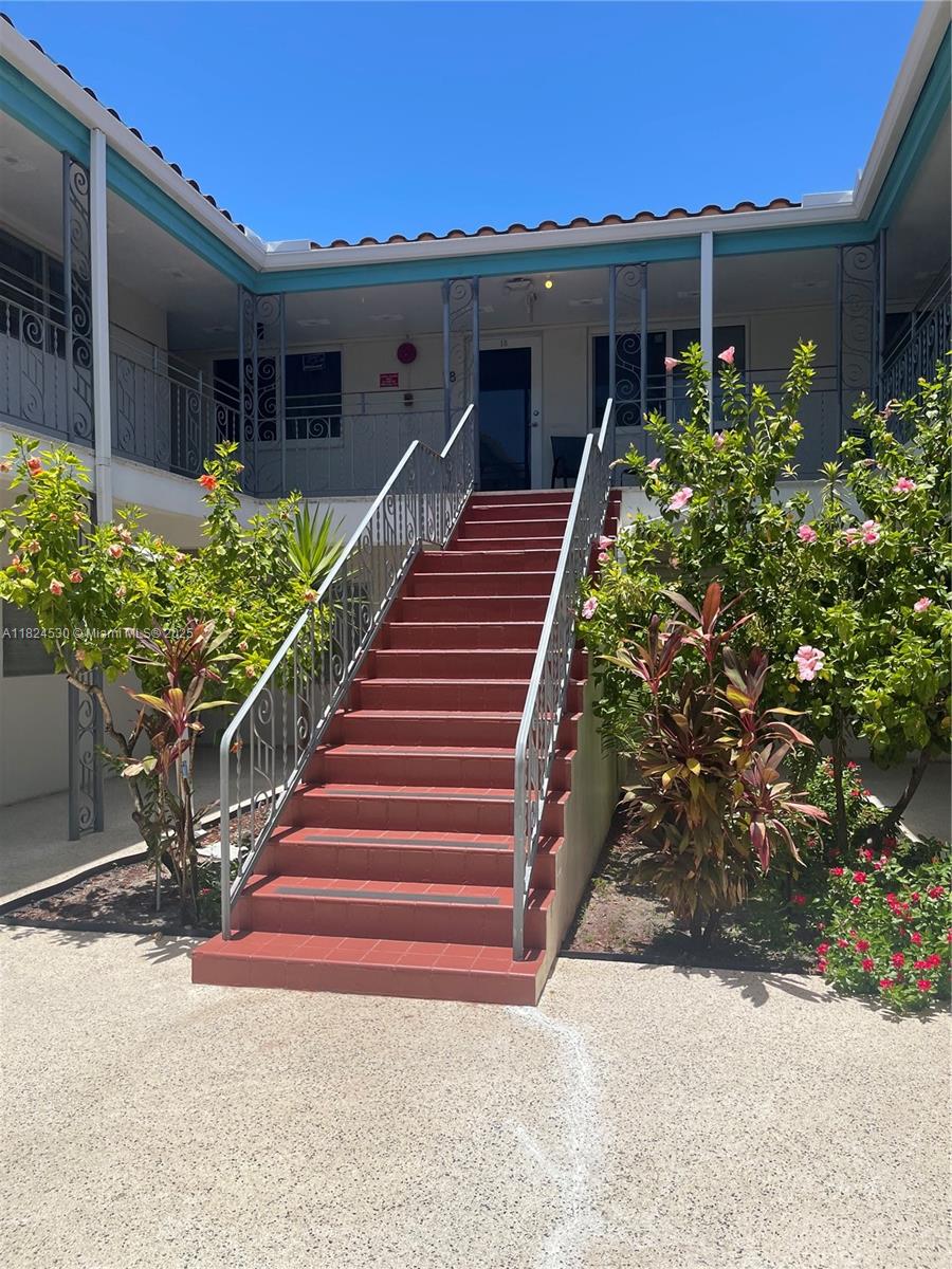 Rental Property at 7300 Byron Ave 15B, Miami Beach, Miami-Dade County, Florida - Bathrooms: 1  - $1,300 MO.