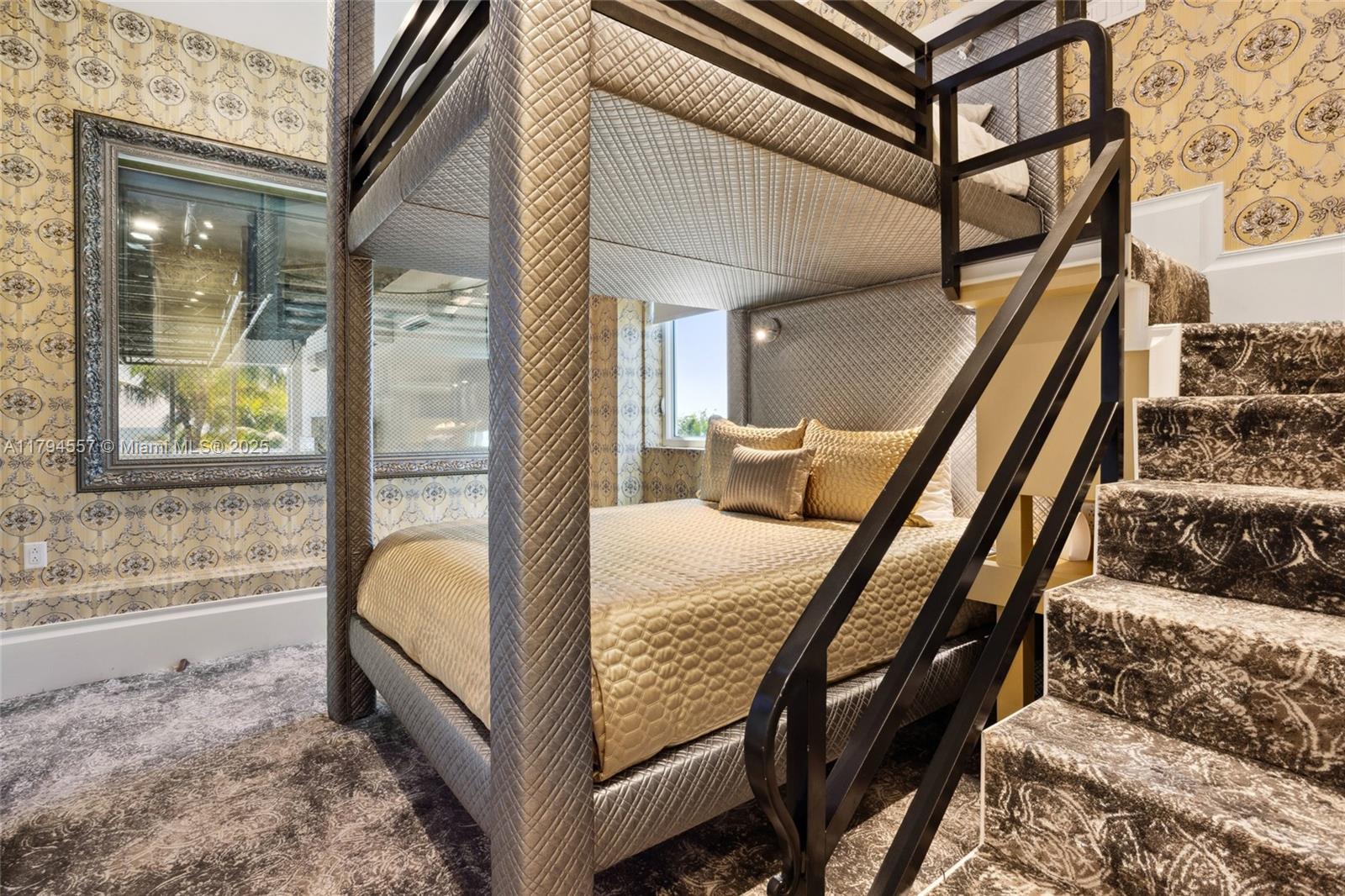 STRATTONS SUBD - Residential