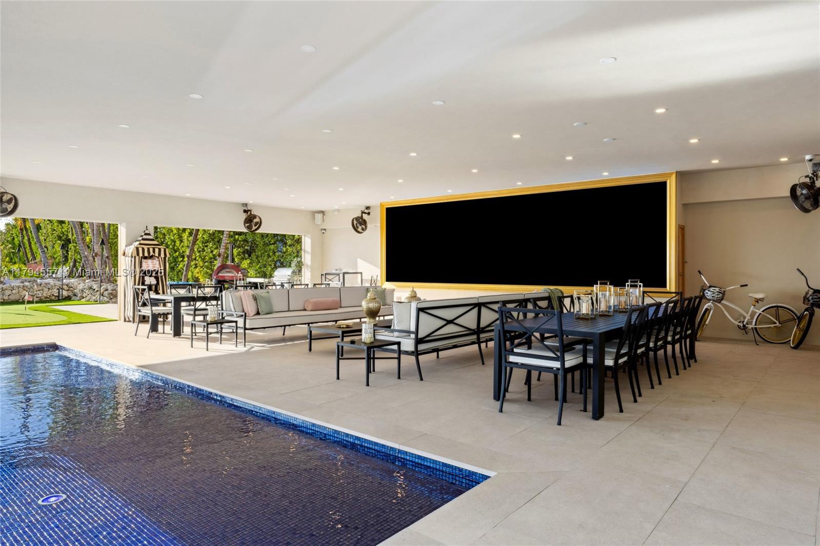 STRATTONS SUBD - Residential