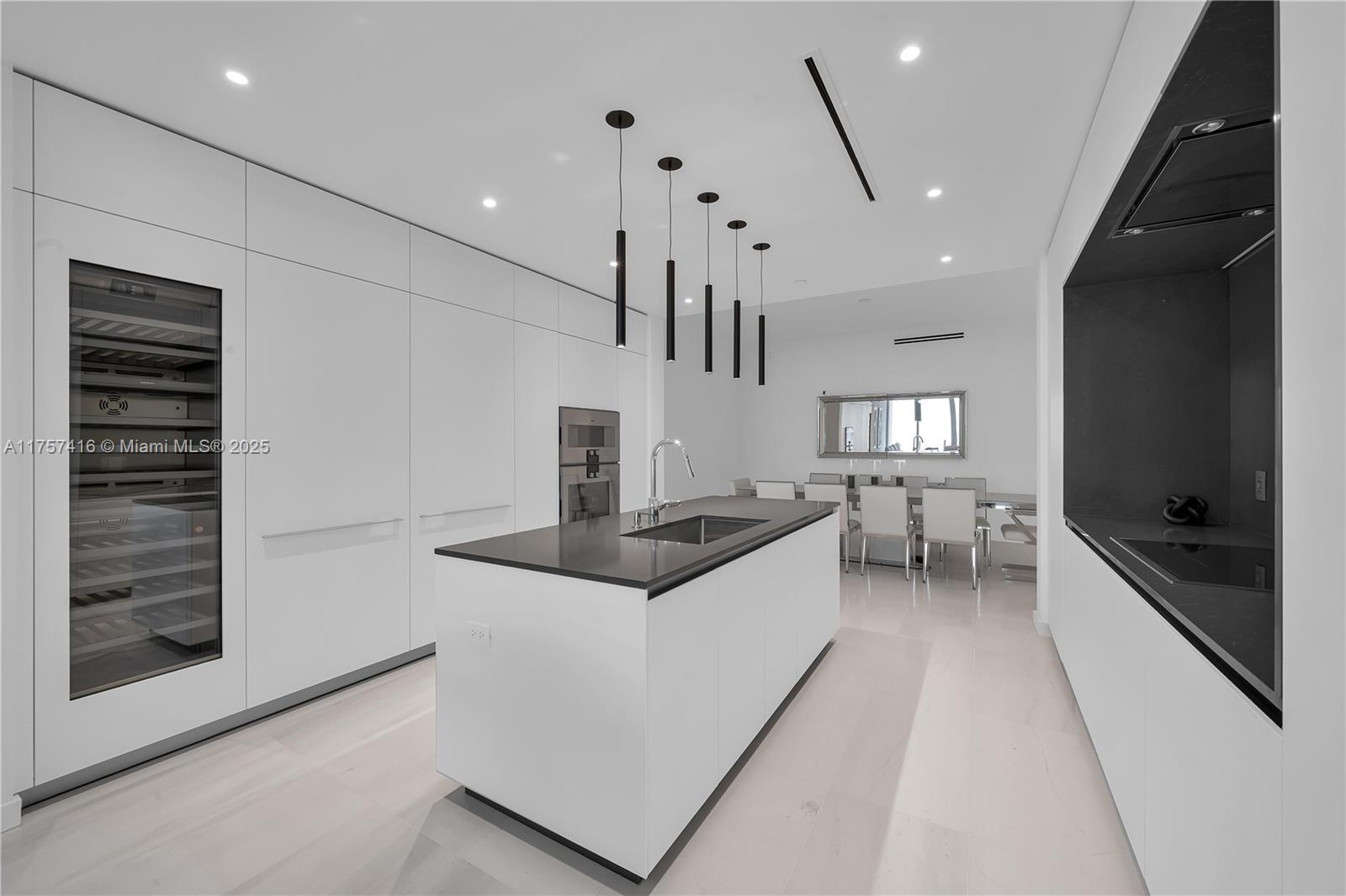 300 Biscayne Boulevard Way - Residential