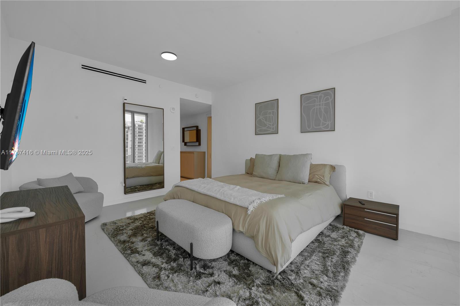 300 Biscayne Boulevard Way - Residential