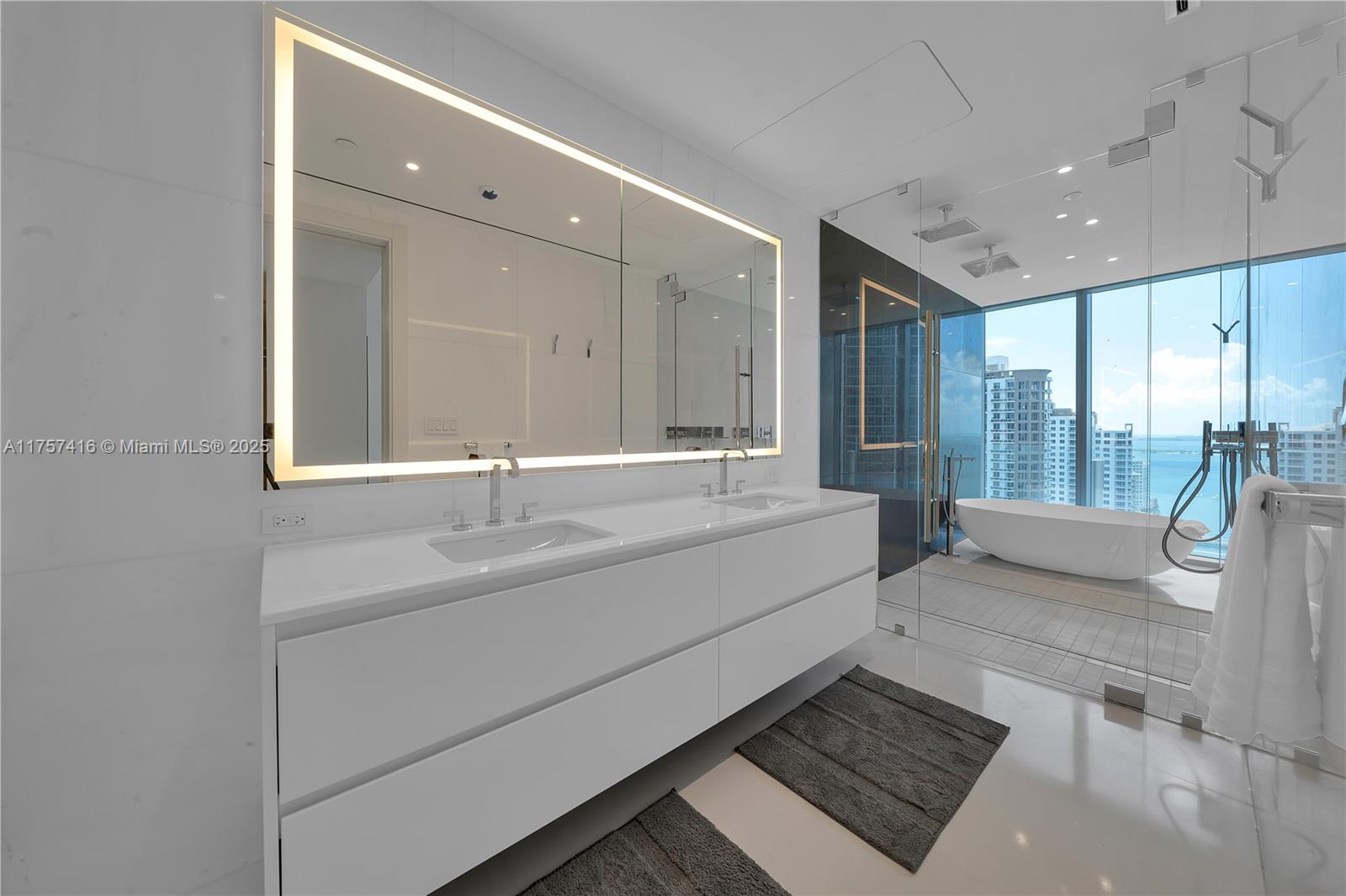 300 Biscayne Boulevard Way - Residential