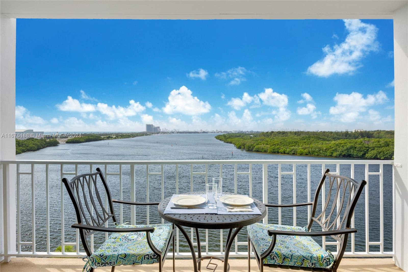 Property for Sale at 500 Bayview Dr 926, Sunny Isles Beach, Miami-Dade County, Florida - Bedrooms: 2 
Bathrooms: 2  - $599,990