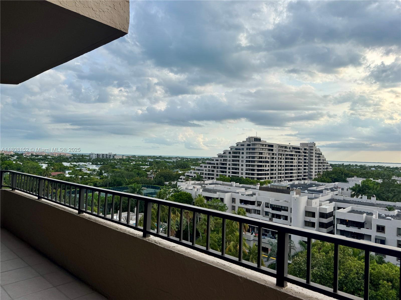 251 Crandon Blvd 904, Key Biscayne, Miami-Dade County, Florida - 2 Bedrooms  
2 Bathrooms - 
