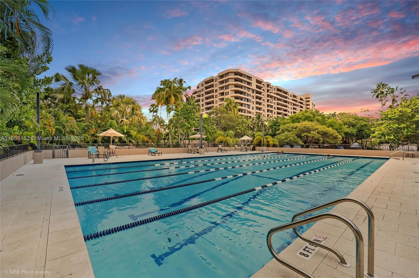 Key Biscayne, Florida 33149, United States, 2 Bedrooms Bedrooms, ,2 BathroomsBathrooms,Residential,Active,137533