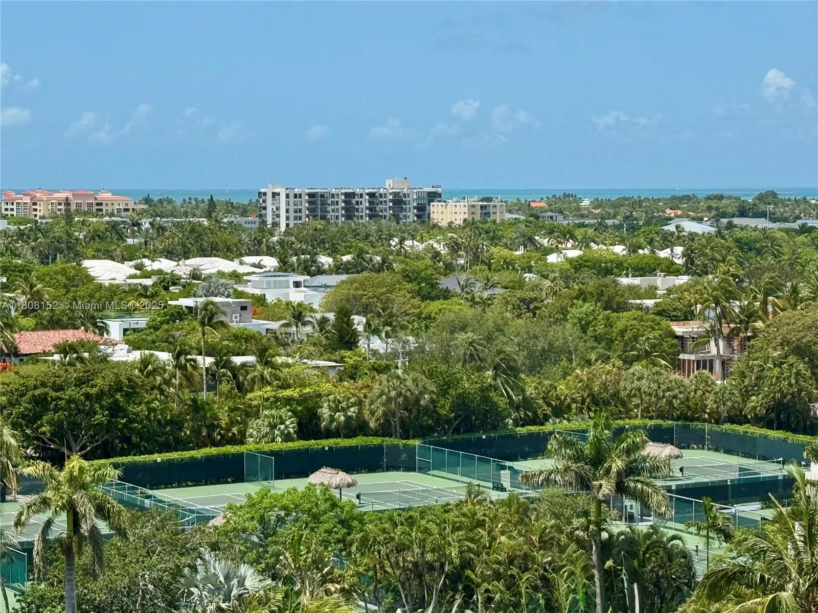 Key Biscayne, Florida 33149, United States, 2 Bedrooms Bedrooms, ,2 BathroomsBathrooms,Residential,Active,137533