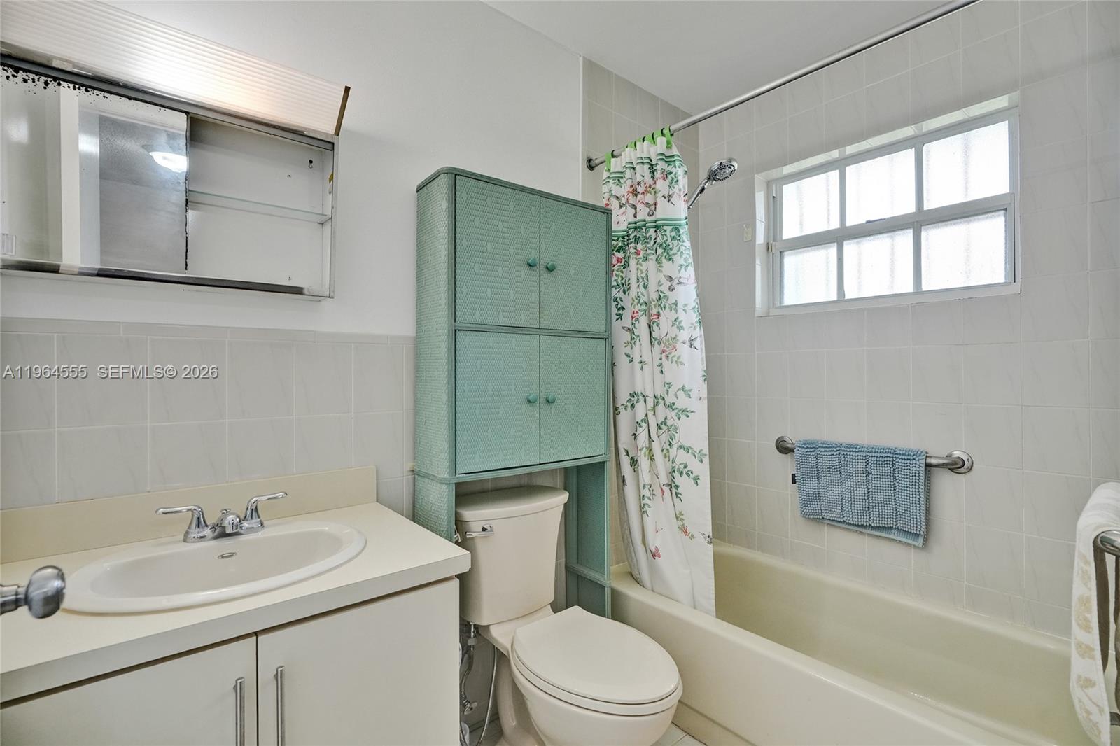 J G HEADS FARMS SUB - Land