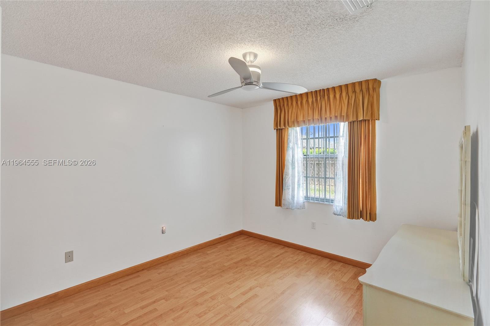 J G HEADS FARMS SUB - Land