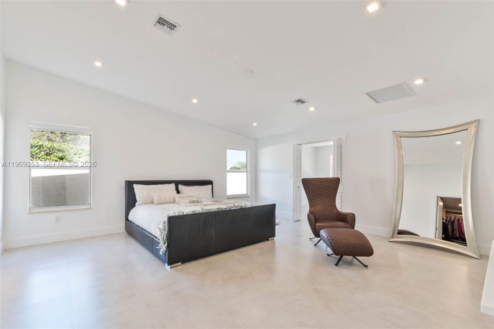 BRIAR LAKE - Residential Lease