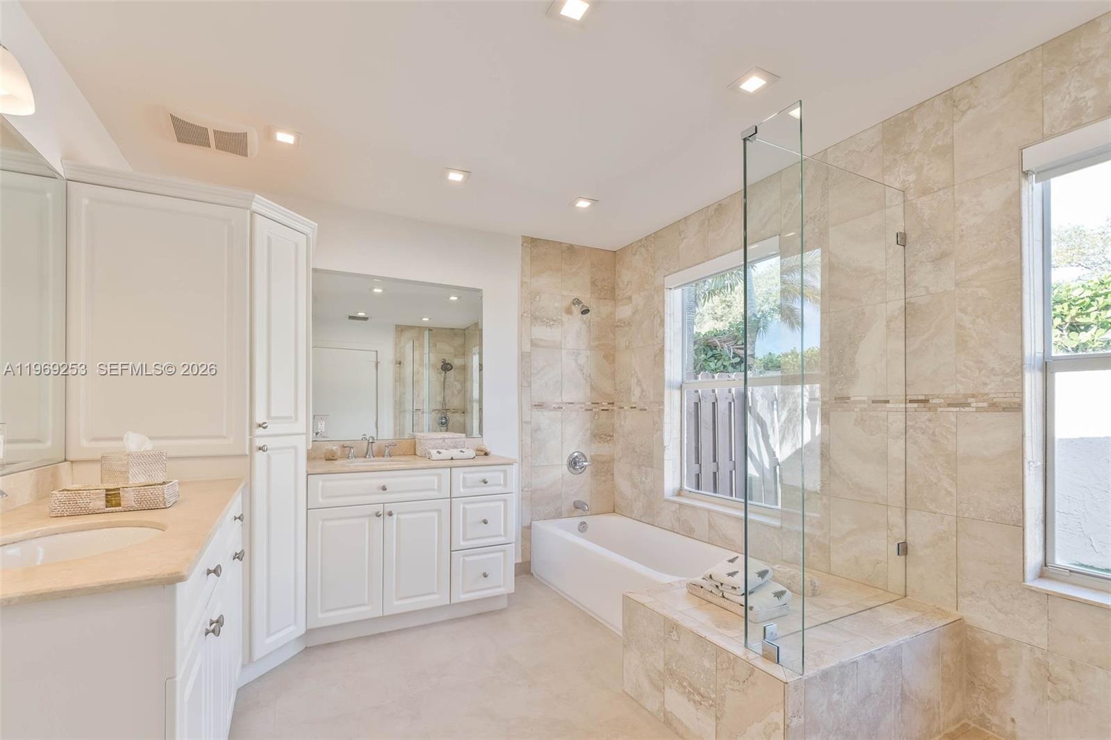 BRIAR LAKE - Residential Lease