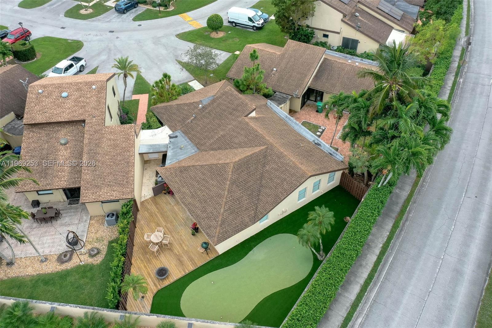 BRIAR LAKE - Residential Lease