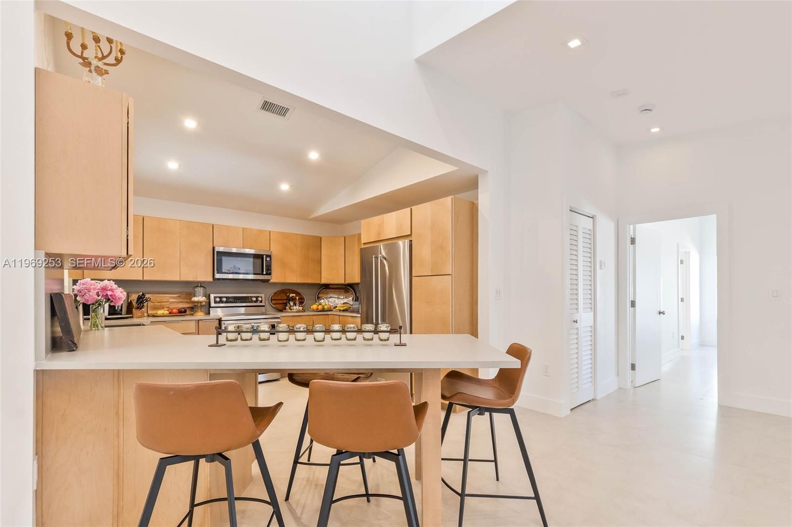 BRIAR LAKE - Residential Lease