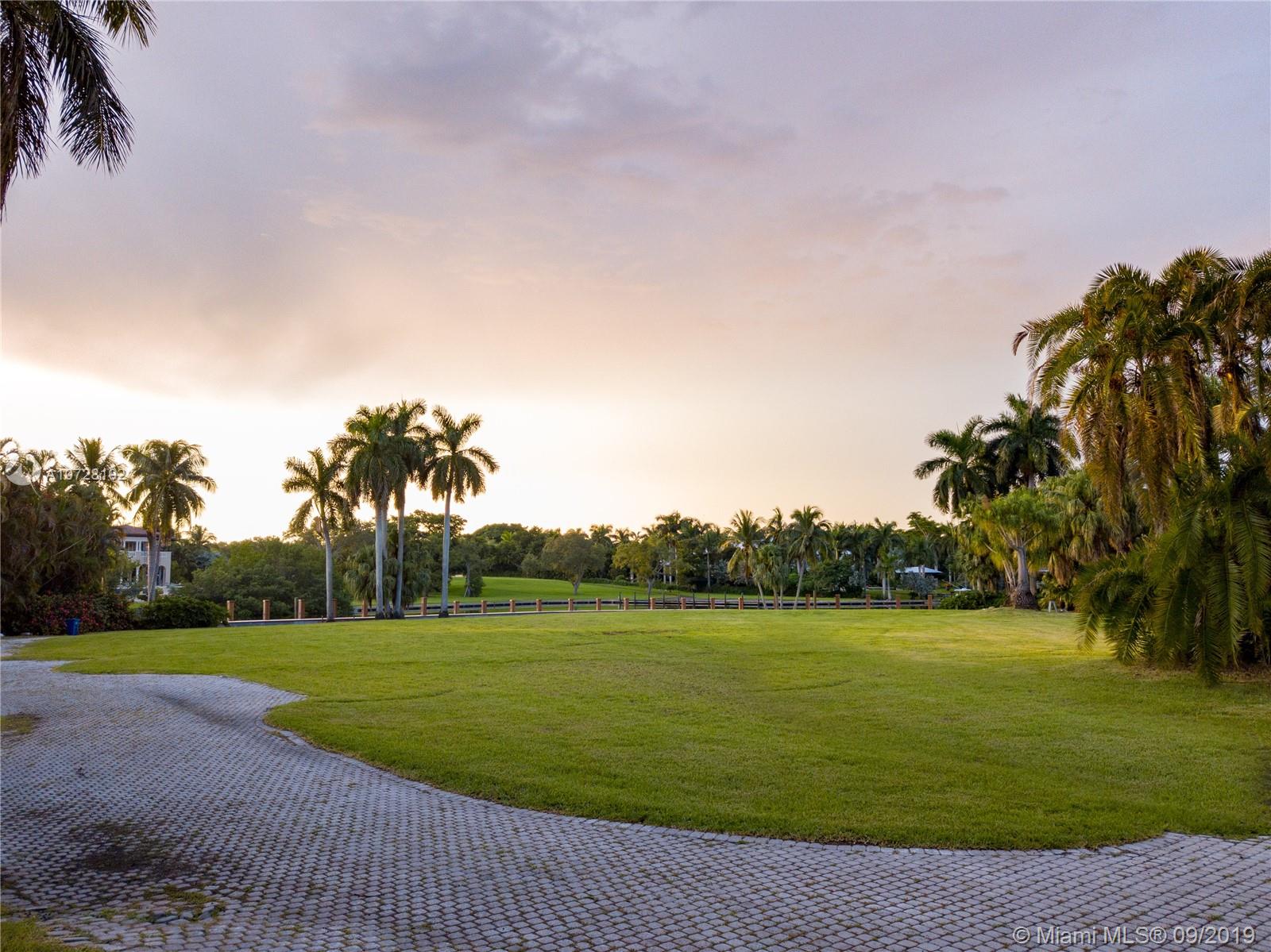 GABLES ESTATES NO 2 - Land