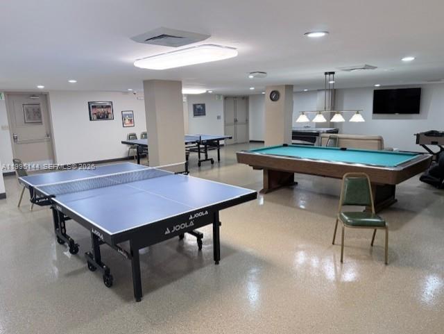 WINSTON TOWERS 500 CONDO - Residential