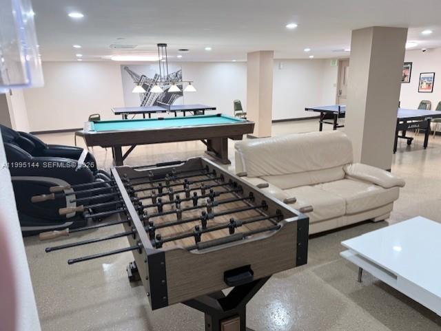 WINSTON TOWERS 500 CONDO - Residential