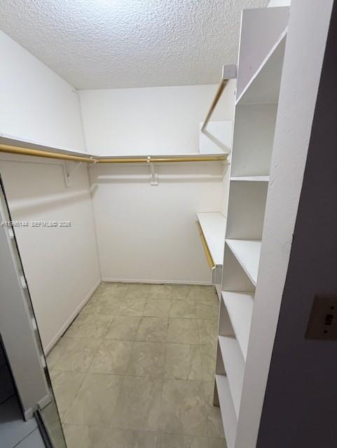 WINSTON TOWERS 500 CONDO - Residential