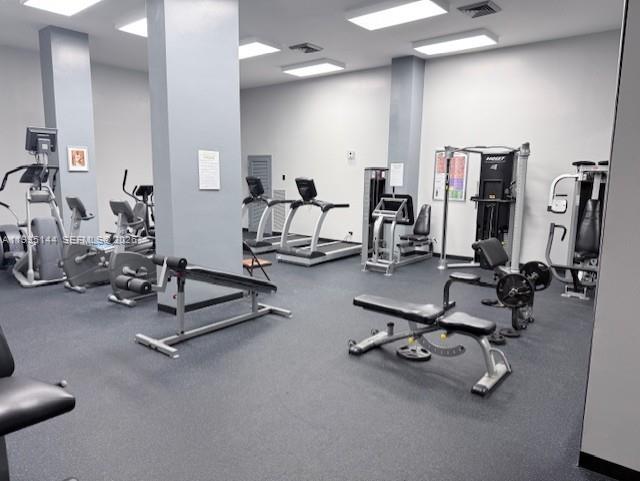 WINSTON TOWERS 500 CONDO - Residential