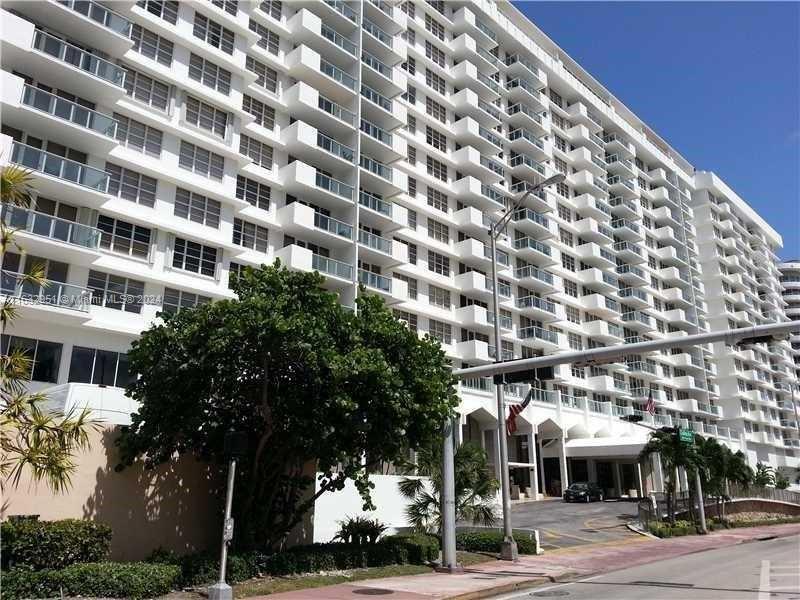 5601 Collins Ave 721