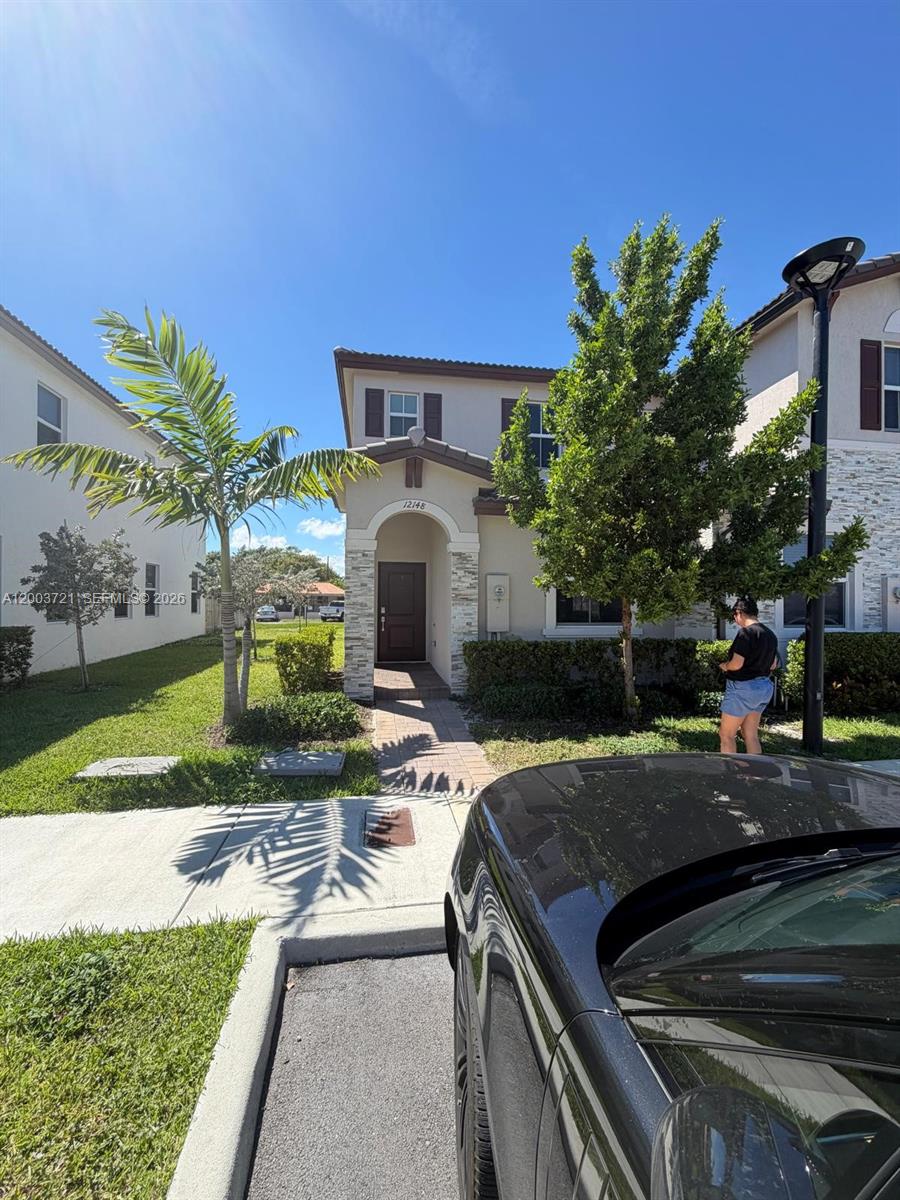 WESTVIEW - Residential Lease