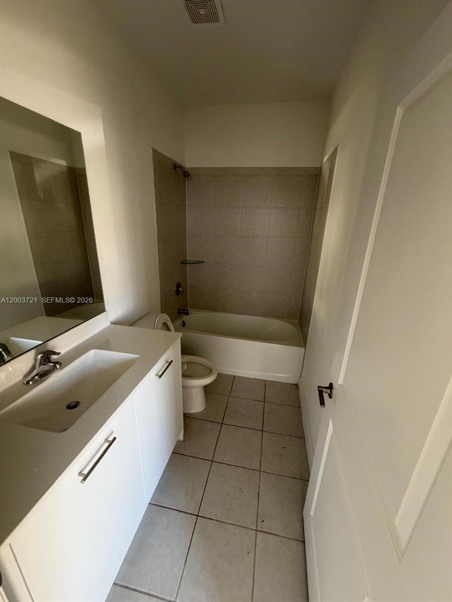 WESTVIEW - Residential Lease