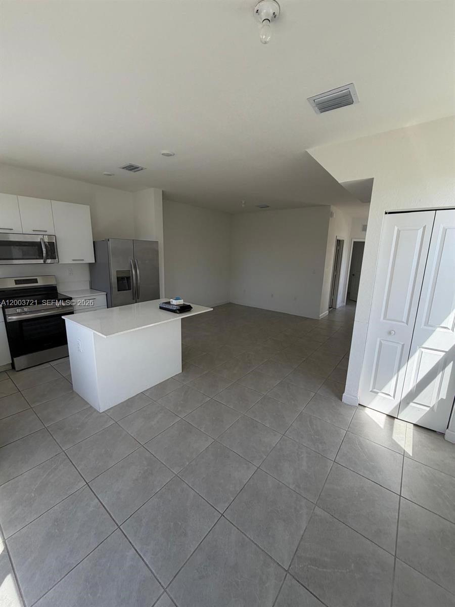 WESTVIEW - Residential Lease