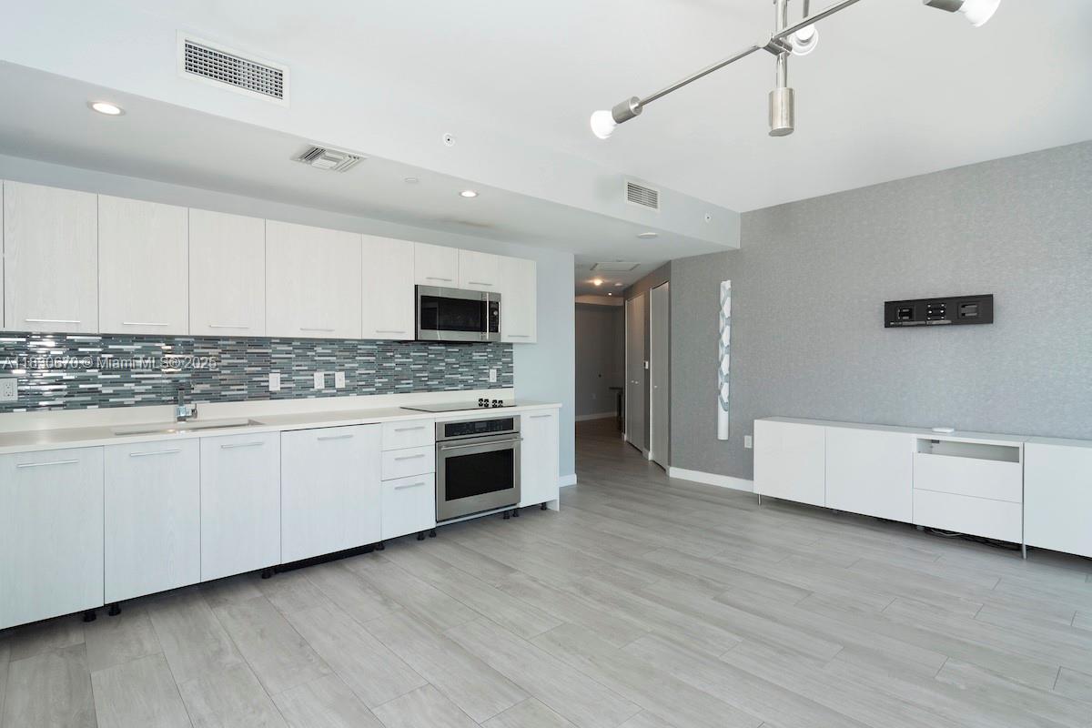 BRICKELL HEIGHTS EAST CON - Residential