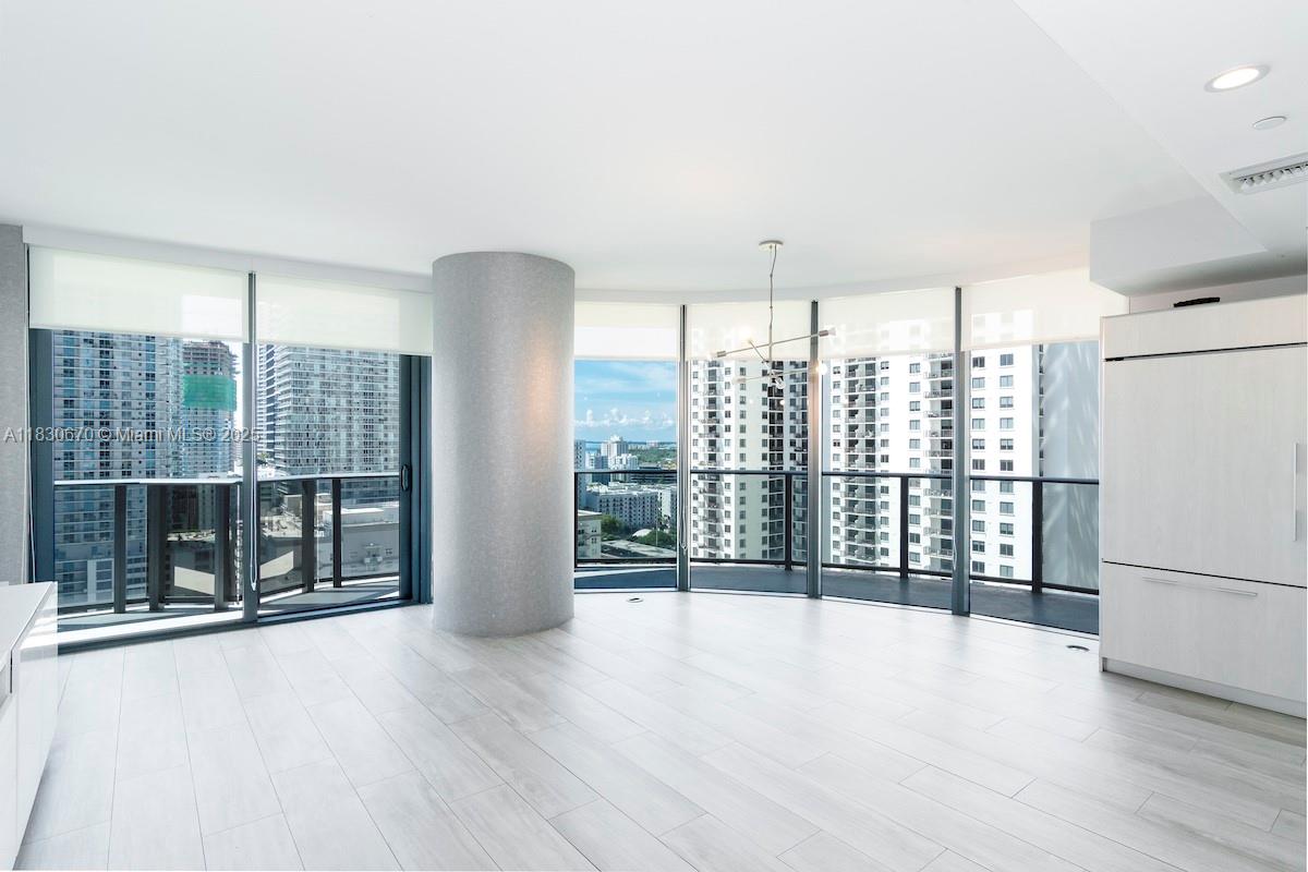 BRICKELL HEIGHTS EAST CON - Residential