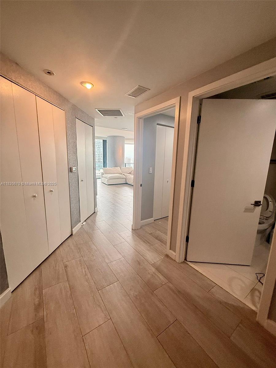 45 SW 9th St 1906