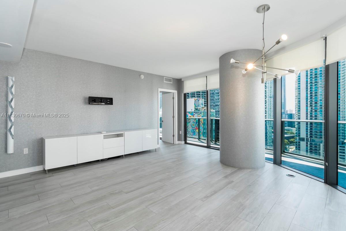 BRICKELL HEIGHTS EAST CON - Residential