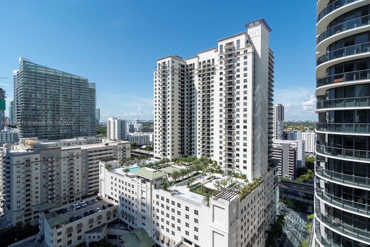 BRICKELL HEIGHTS EAST CON - Residential