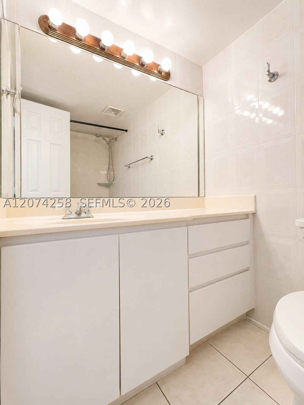 Photo of 724 NE 4th St #3, Hallandale Beach, FL 33009 (MLS # A12074258)