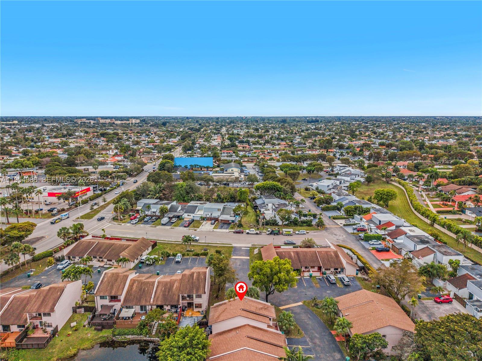 LAKE VILG AT INTL LAKE TH - Residential