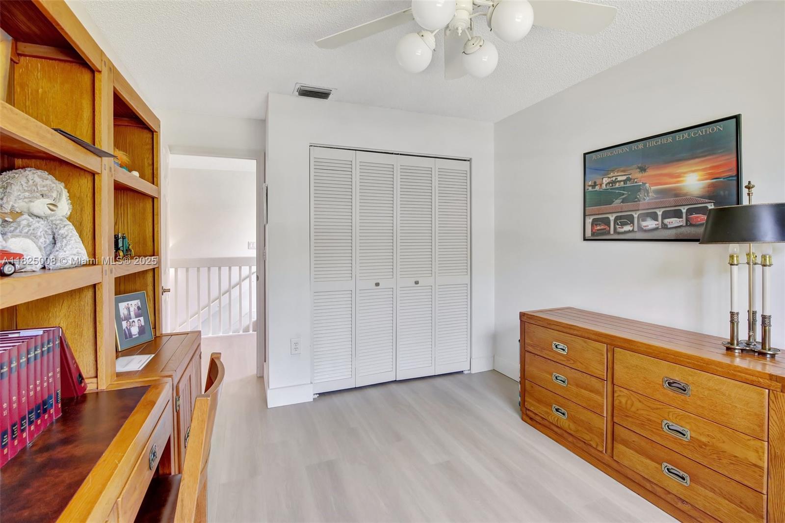 SAWGRASS PLANTATION - Residential