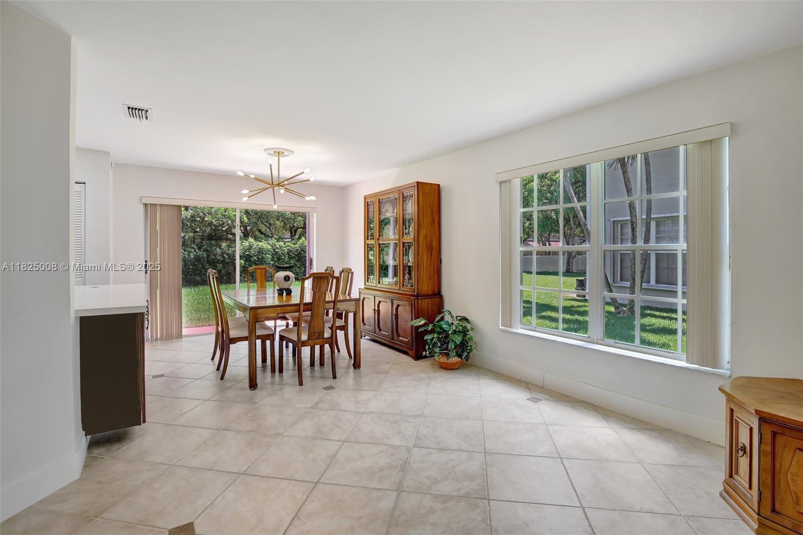 SAWGRASS PLANTATION - Residential