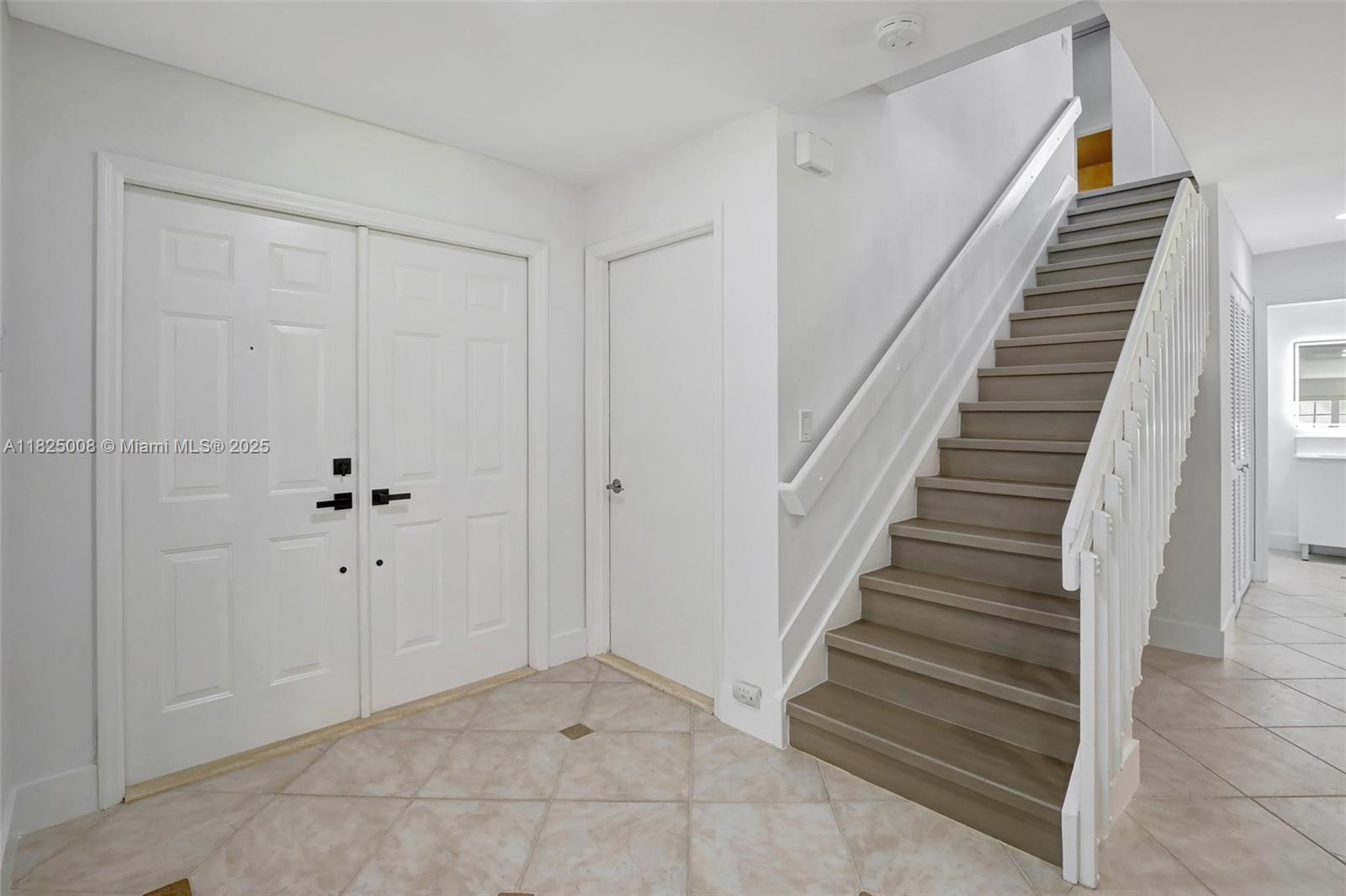 SAWGRASS PLANTATION - Residential