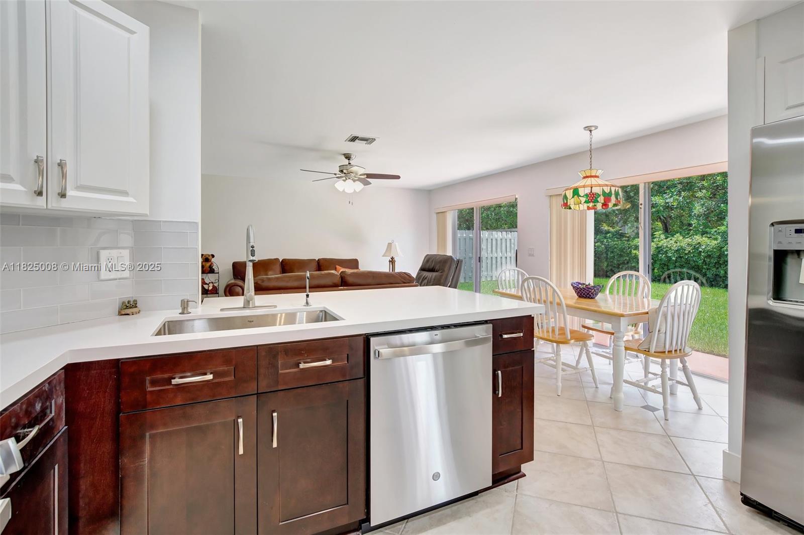 SAWGRASS PLANTATION - Residential