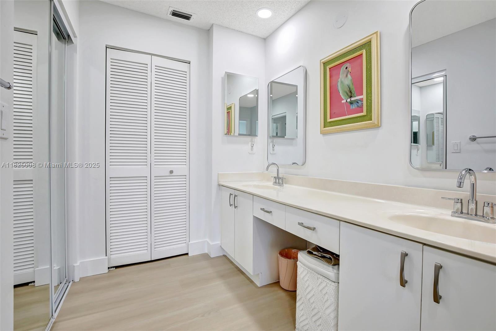 SAWGRASS PLANTATION - Residential