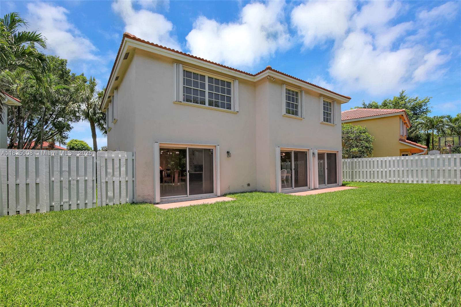 SAWGRASS PLANTATION - Residential