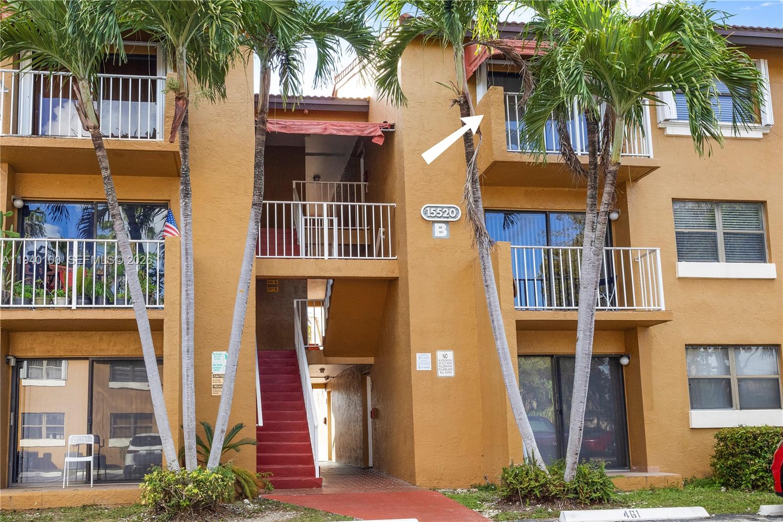 THE COURTS AT KENDALL CON - Residential Lease