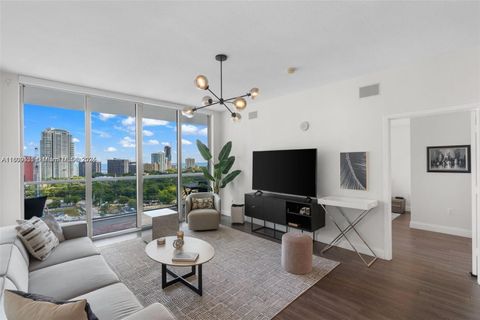 79 SW 12th St 2204-S Miami FL 33130