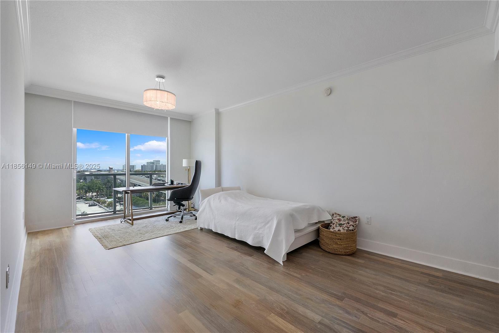 PORT CONDOMINIUM - Residential