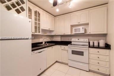 ARLEN HOUSE EAST CONDO - Residential