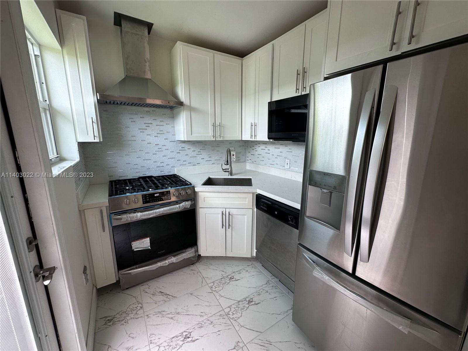 TREASURE ISLAND - Residential Lease