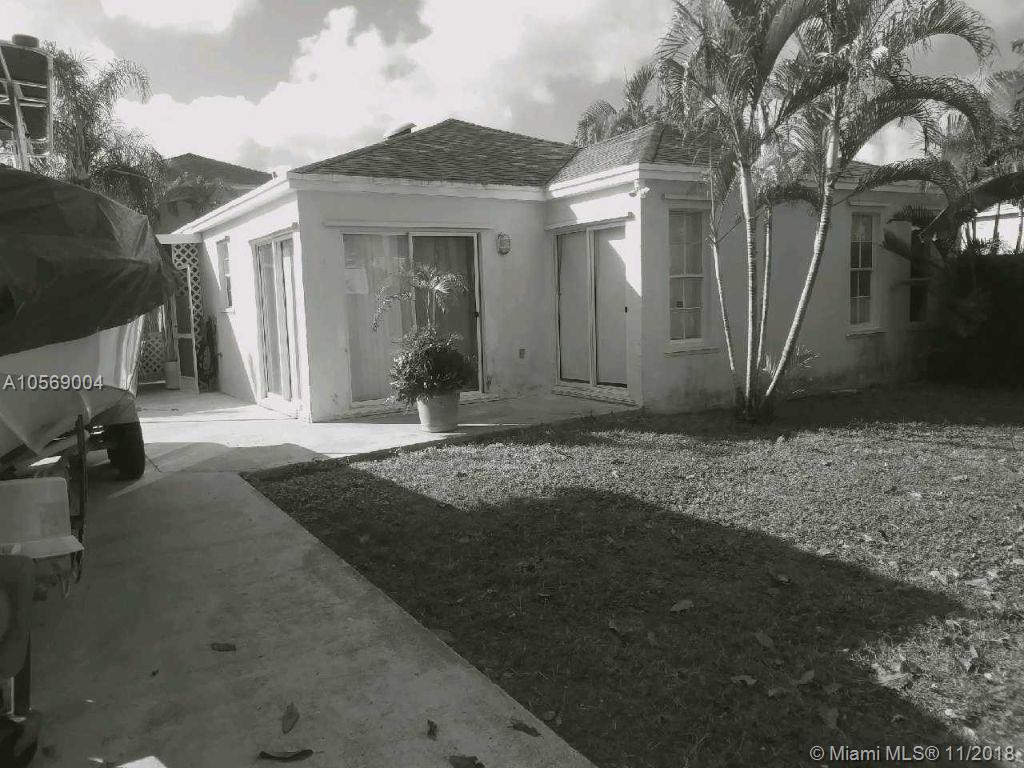 DEERWOOD VILLAS SEC 1 - Residential