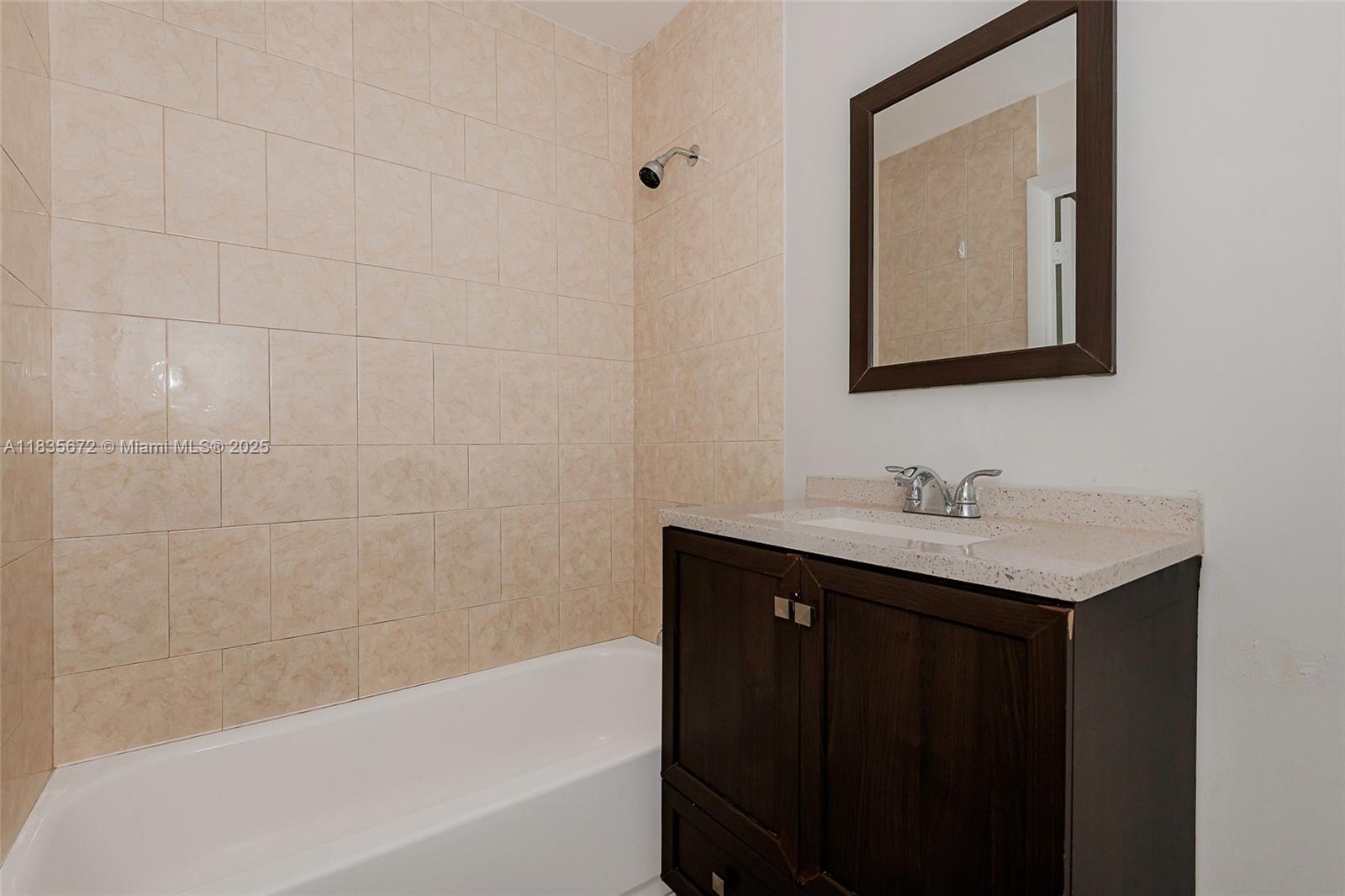 SNAPPER VILLAGE CONDO PHA - Residential