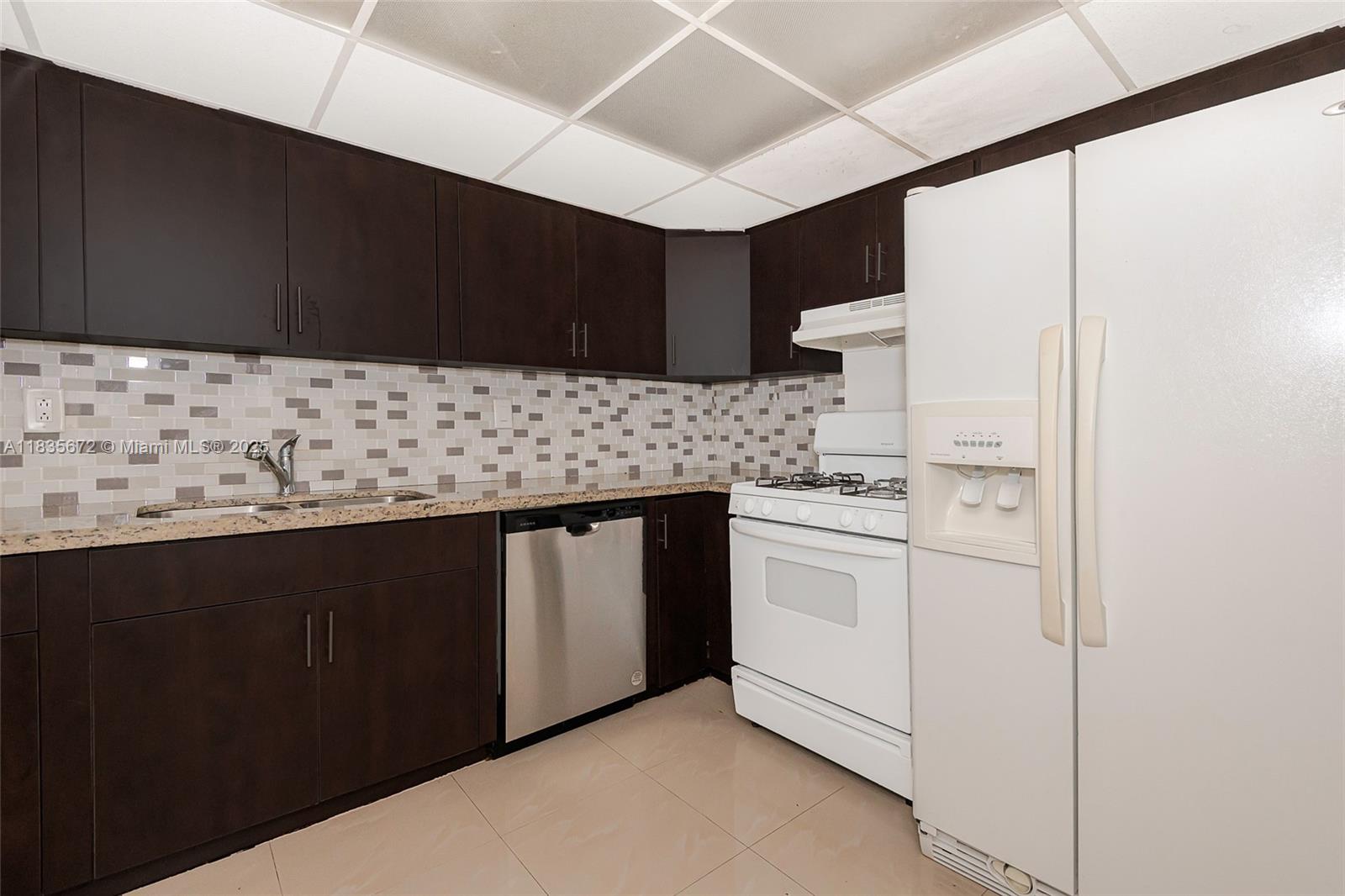 SNAPPER VILLAGE CONDO PHA - Residential