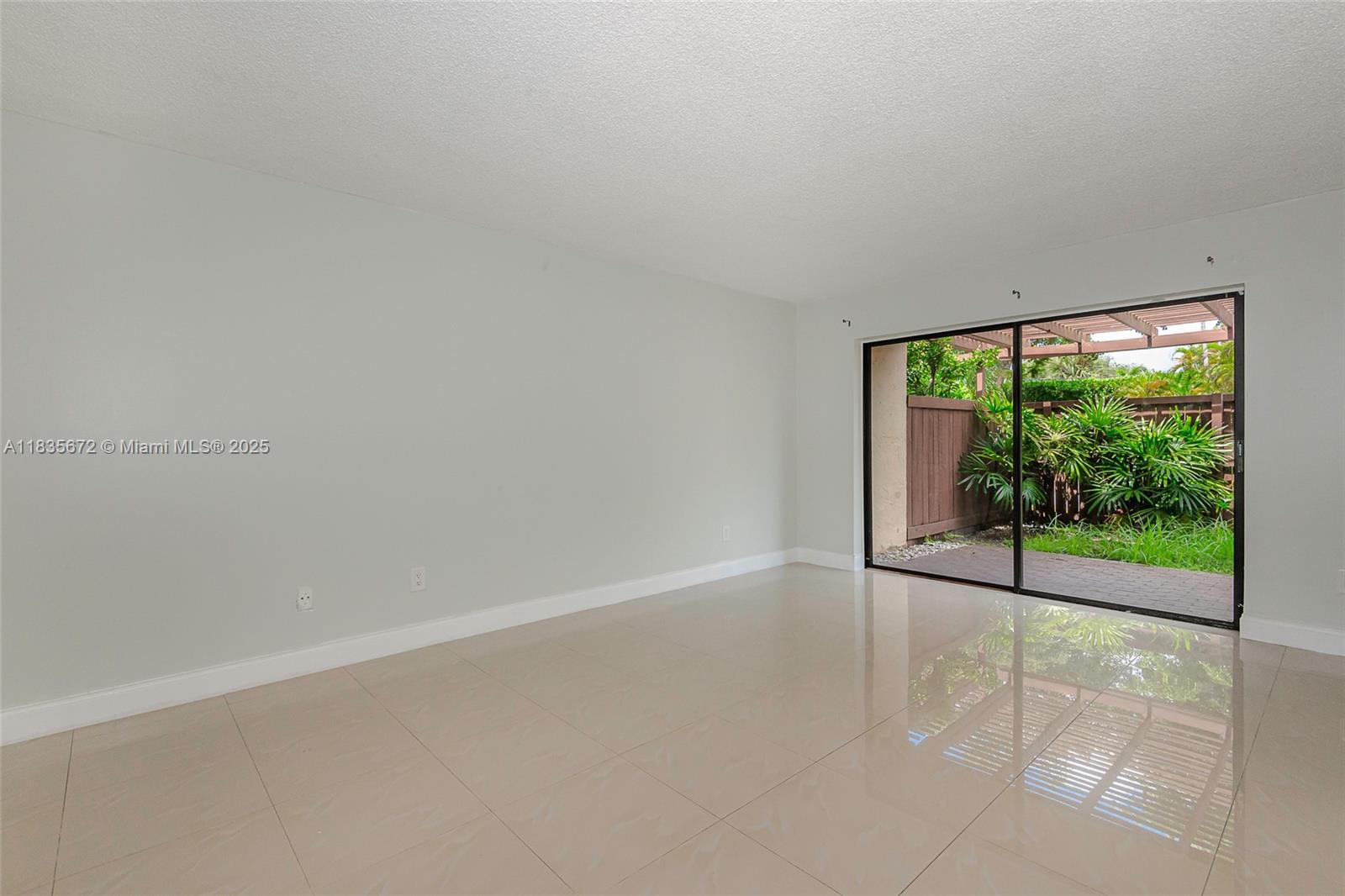 SNAPPER VILLAGE CONDO PHA - Residential