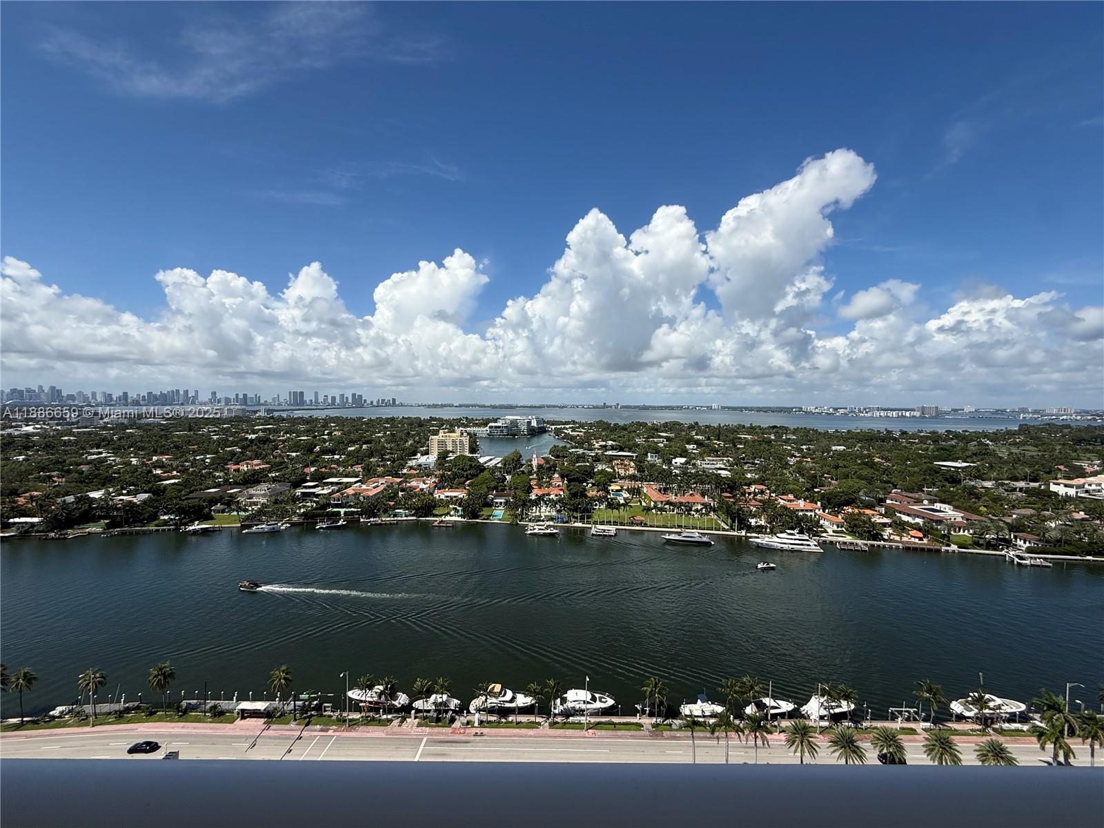 GREEN DIAMOND CONDO - Residential Lease