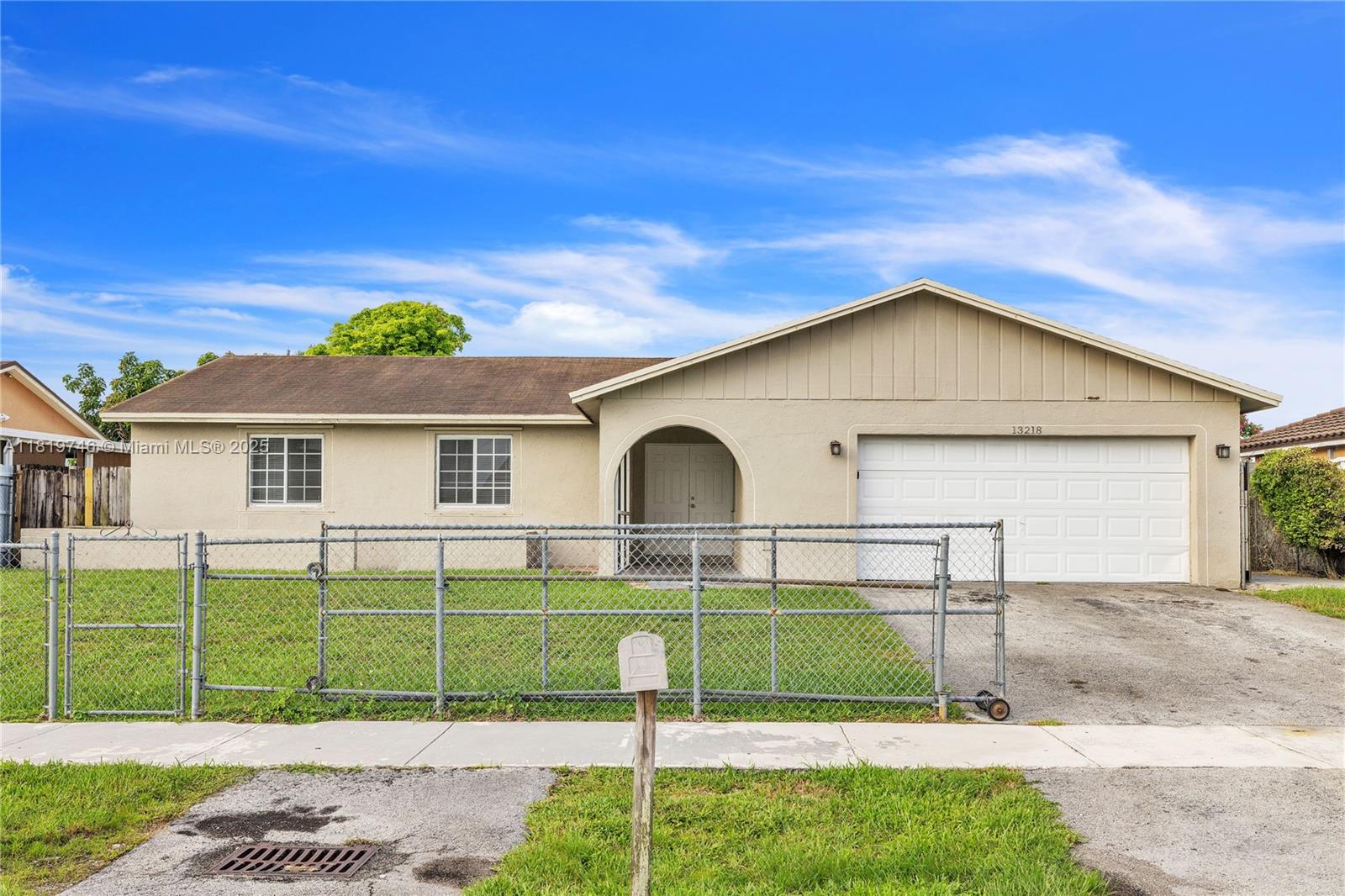 13218 Sw 256th Ter, Homestead, Miami-Dade County, Florida - 4 Bedrooms  
2 Bathrooms - 