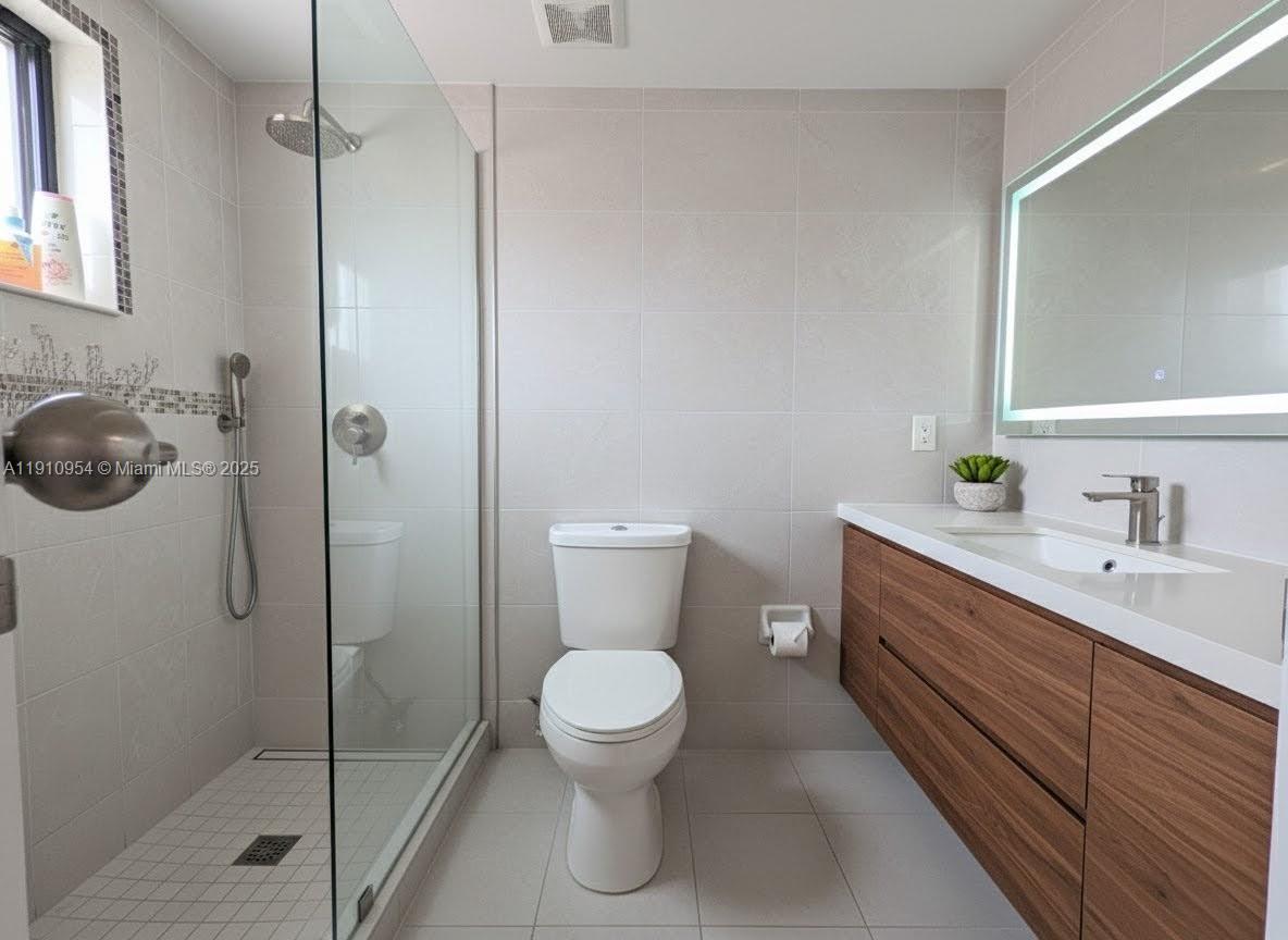 EL PRADO XI CONDO - Residential